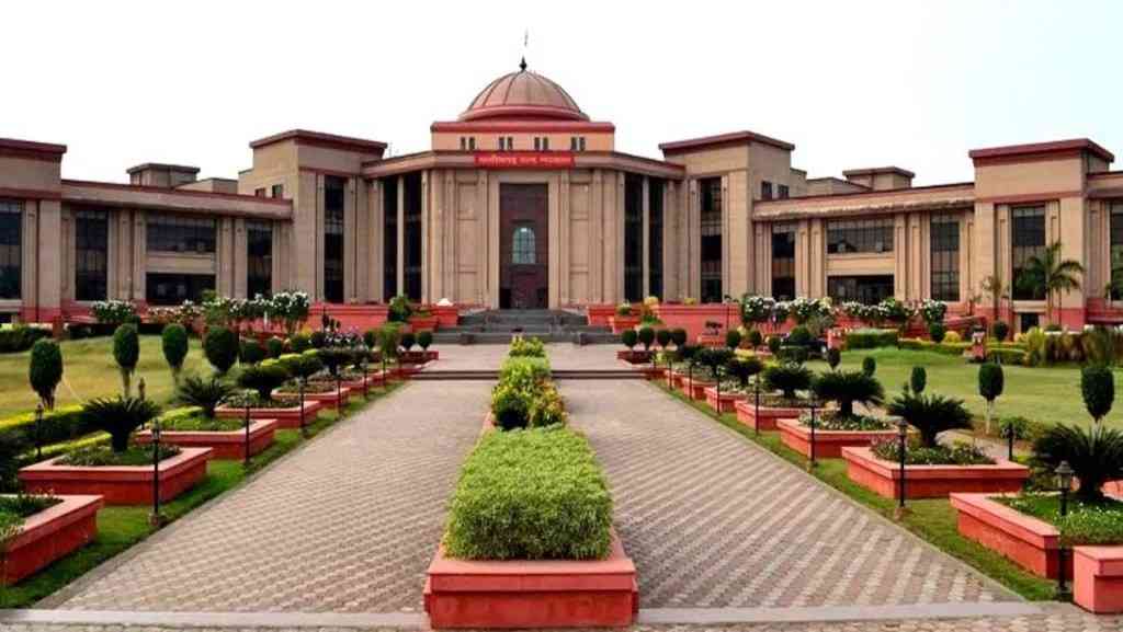 आत्महत्या के लिए उकसाने का आरोप: पुलिस कार्रवाई को आरोपी ने बताया दुर्भावनापूर्ण, हाईकोर्ट में दायर की याचिका