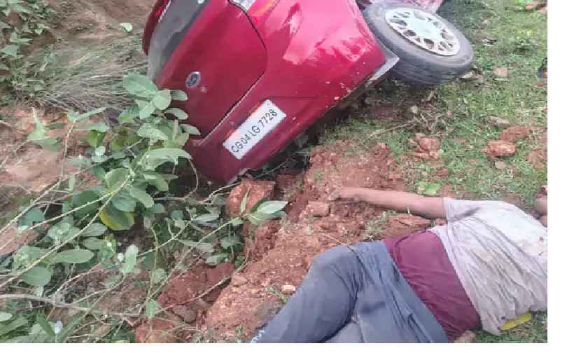 ट्रक ड्राइवर और हेल्पर की मौके पर मौत