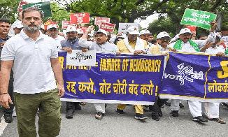 ‘वोट चोरी’ पर चुनाव आयोग बोला-ऐसे गंदे शब्दों से बचें:यह करोड़ों वोटर्स पर हमला
