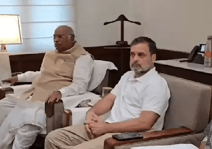 उपराष्ट्रपति उम्मीदवार को लेकर आज I.N.D.I.A. ब्लॉक की बैठक:खड़गे के ऑफिस में जॉइंट कैंडिडेट पर चर्चा होगी