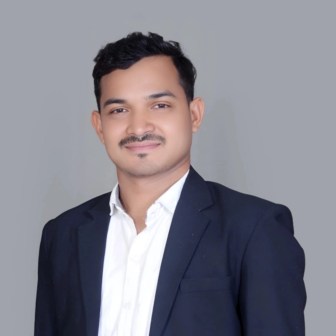 हल्का नंबर 13 के पटवारी जितेंद्र ,को जं सदस्य संतोष मरावी ने हटाने की मांग की है!