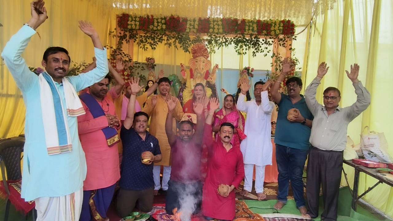 “निहारिका गणेशोत्सव समिति ने हर्षोल्लास के साथ किया गणेश प्रतिमा विसर्जन”