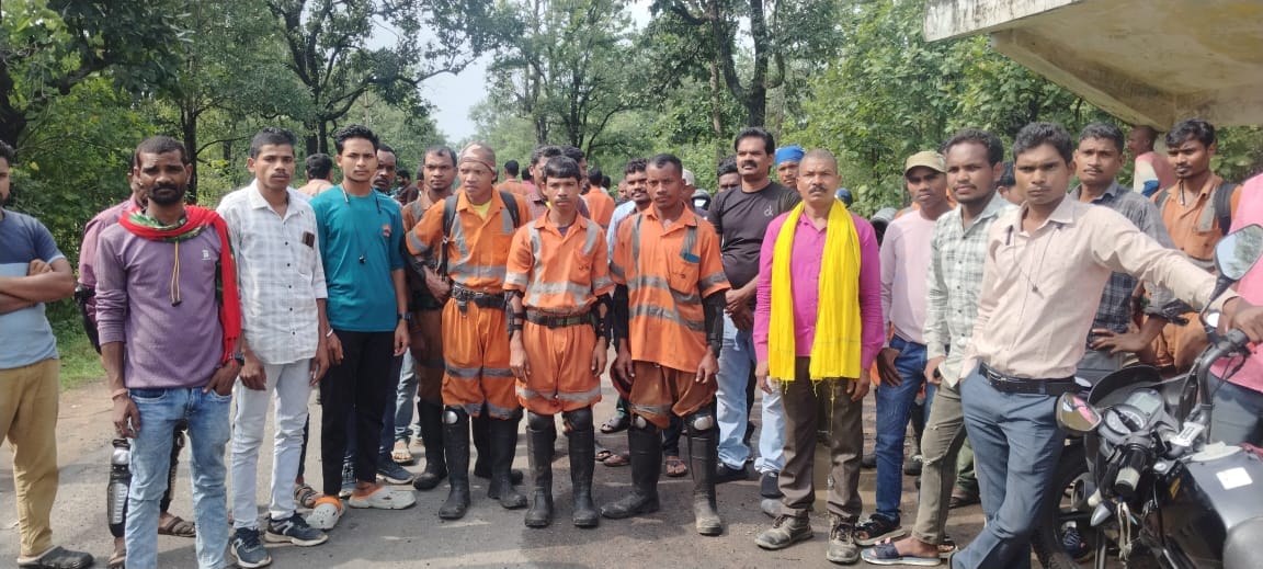 एसईसीएल रानी अटारी माइंस में ठेका मजदूरों का शोषण, हड़ताल से कोयला उत्पादन ठप