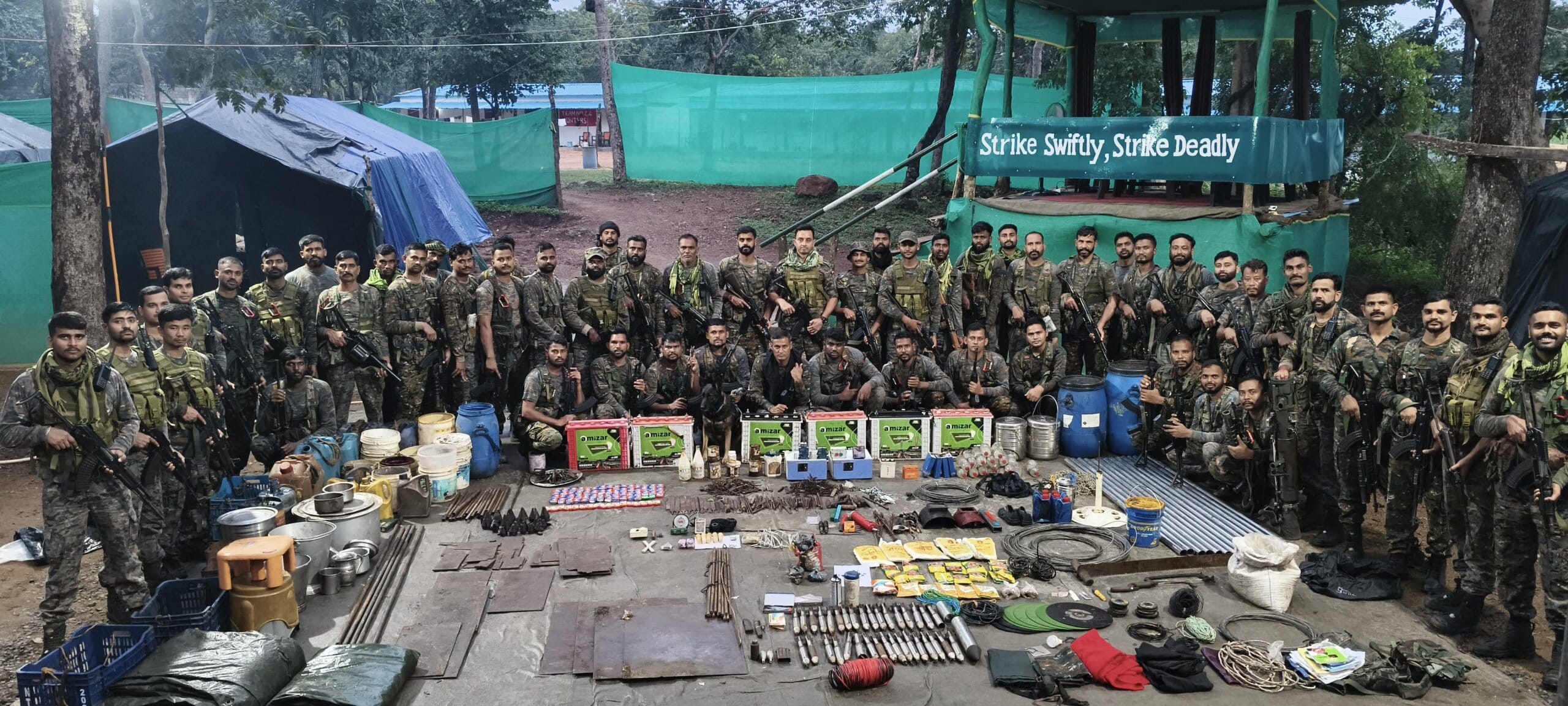 बीजापुर में सुरक्षाबलों की बड़ी कामयाबी, जंगल से भारी मात्रा में विस्फोटक बरामद