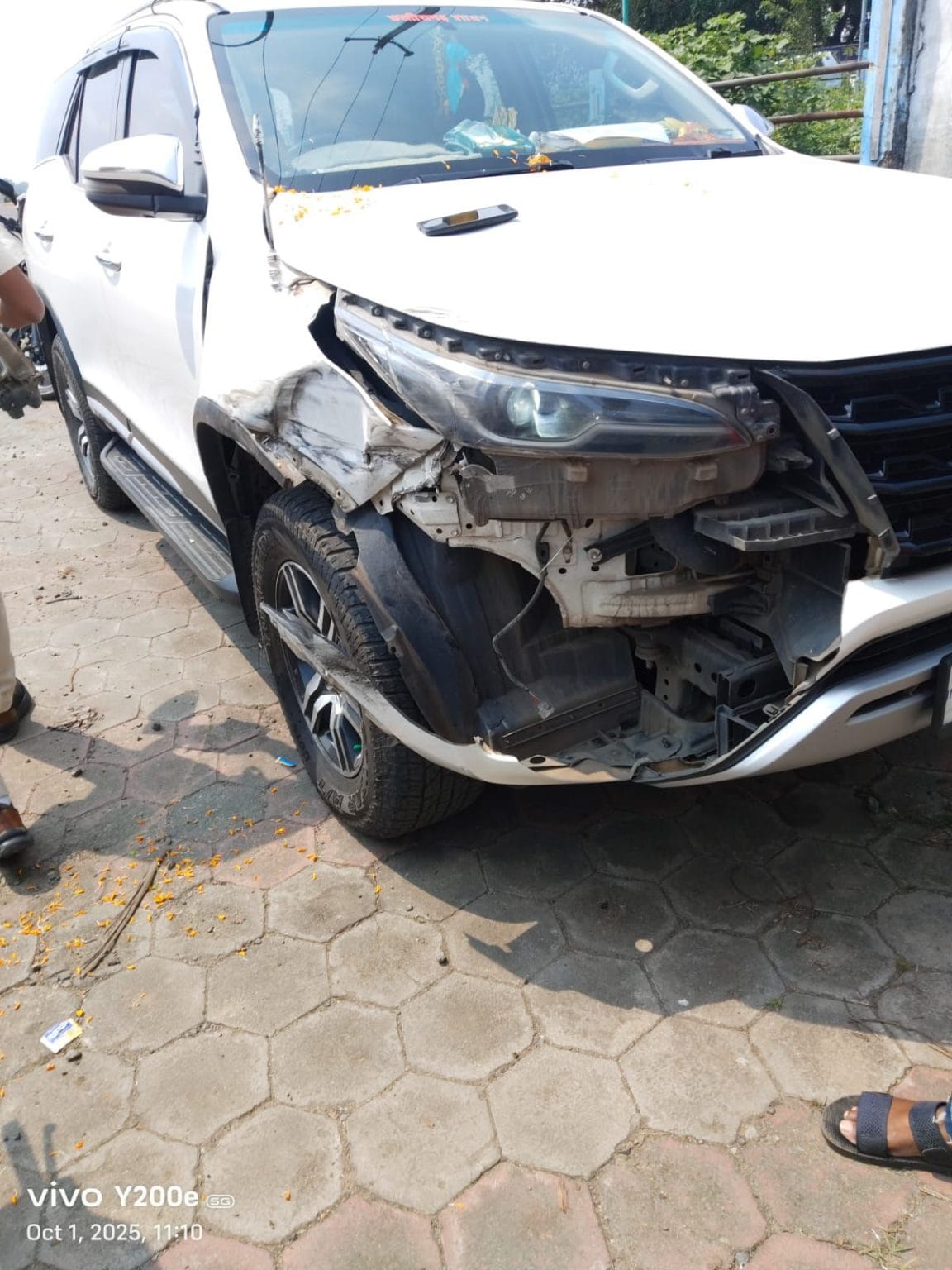 जन्मदिन पर बड़े हादसे से बचे मंत्री श्यामबिहारी जायसवाल, समर्थकों में राहत की लहर