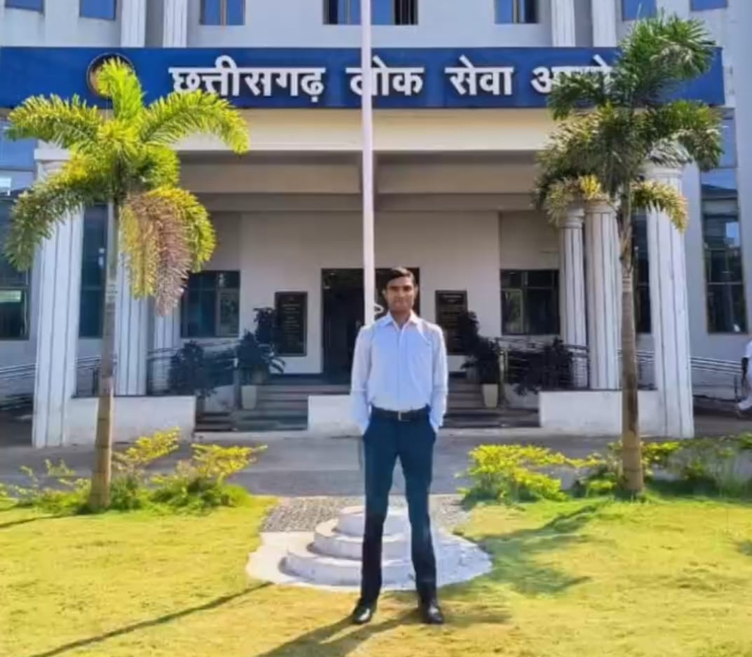 आबकारी उप निरीक्षक (Excise Sub Inspector) चयन सूची में सूरज का नाम शामिल, क्षेत्र में खुशी की लहर