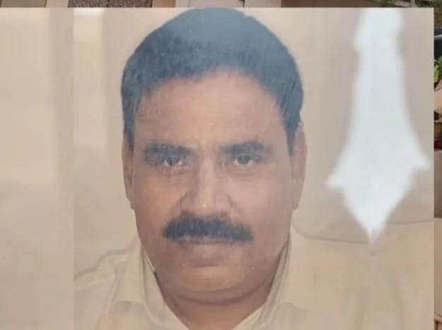 SVU की बड़ी कार्रवाई: उत्पाद अधीक्षक अनिल कुमार आज़ाद के ठिकानों से करोड़ों की संपत्ति बरामद, दो महीने में होने वाला था रिटायरमेंट