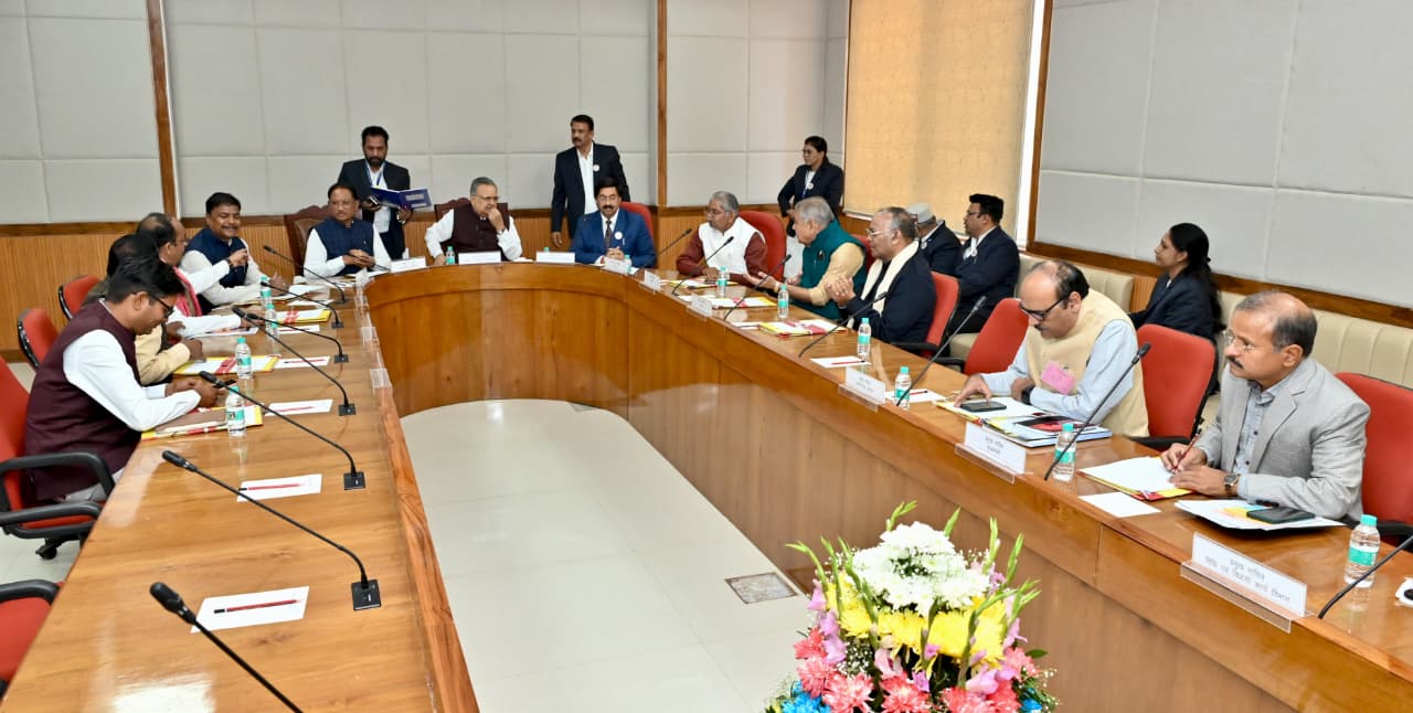 कार्य मंत्रणा समिति की बैठक संपन्न