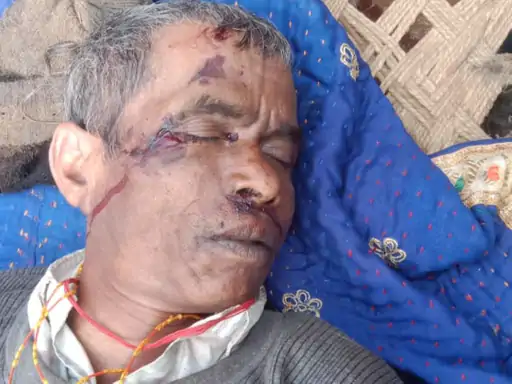 रामानुजगंज में संदिग्ध हालात में बैगा की मौत, घर के बाहर मिला शव