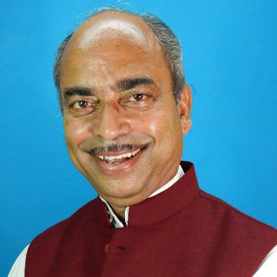 विदेश दौरे पर तेजस्वी, इधर राजद में बगावत तेज: पूर्व डीजी अशोक कुमार गुप्ता ने छोड़ी पार्टी, नेतृत्व पर लगाए गंभीर आरोप