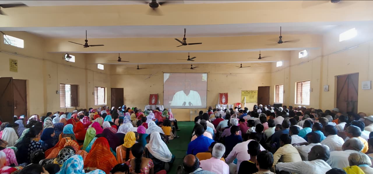 जमनीपाली दर्री : किसान संत गरीबदास गरिमा सम्मान समारोह में संत रामपाल जी महाराज का अभिनंदन