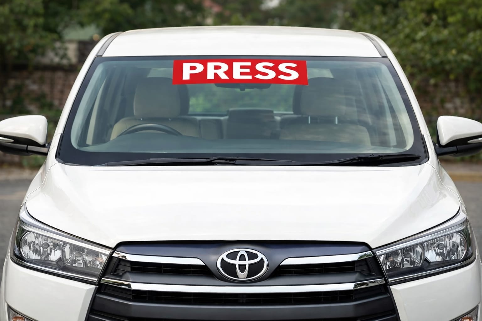 अंबिकापुर में प्रेस लिखे वाहन से शराब तस्करी, पत्रकारिता की आड़ में अवैध कारोबार पर उठे सवाल