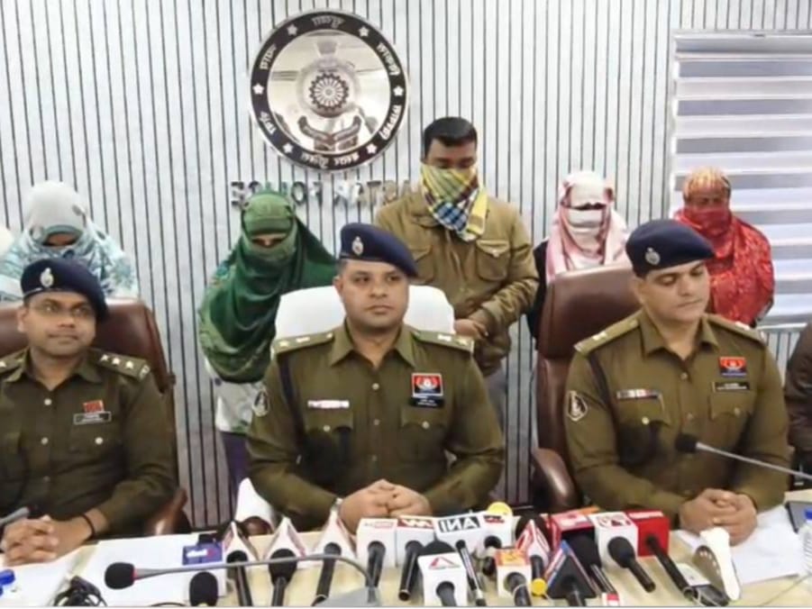 दिल्ली से चल रहा था 20 लाख की साइबर ठगी का खेल, बस्तर पुलिस ने फर्जी कॉल सेंटर पर मारा छापा
