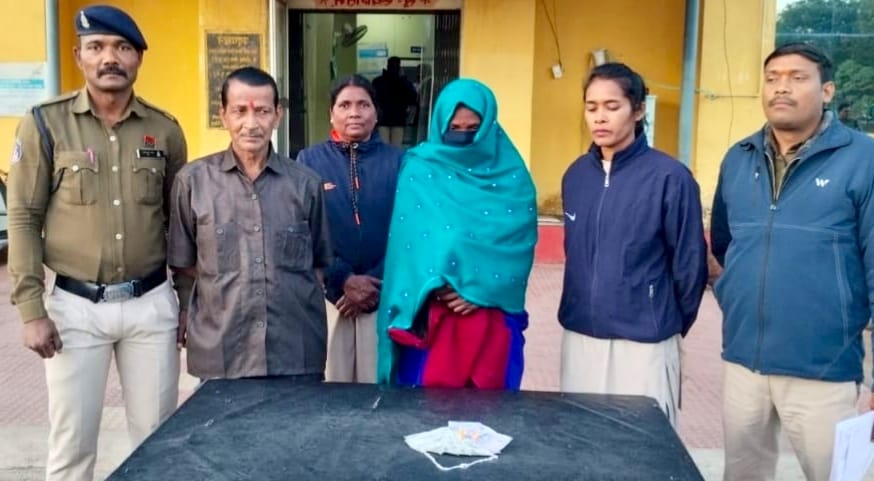 घरेलू सहायिका निकली चोर, सीसीटीवी ने खोला राज बांकीमोंगरा में सिलसिलेवार चोरी का पुलिस ने किया पर्दाफाश