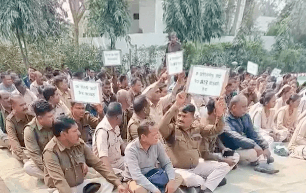 कोरबा नगर सेना में कोहराम: बर्खास्त जवान ने कलेक्टोरेट में खाया जहर, सुसाइड नोट में अफसरों पर प्रताड़ना के गंभीर आरोप