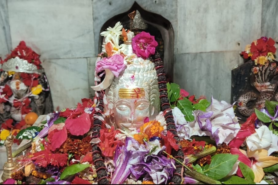 आस्था की अलौकिक छटा में डूबी महाशिवरात्रि, भोपालपटनम में वैदिक रीति से संपन्न हुआ भव्य शिव-विवाह