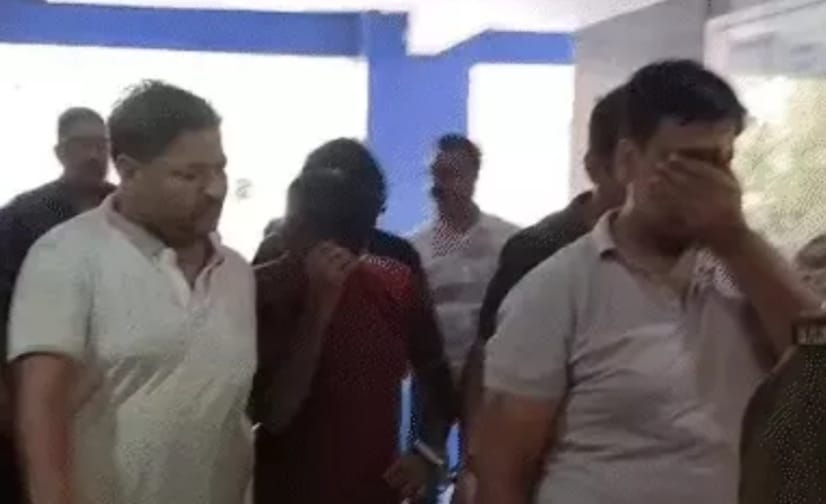 महादेव ऐप की तर्ज पर चल रहा था ‘सट्टा सिंडिकेट’, रायपुर पुलिस ने किया भंडाफोड़; 95 लाख का मशरुका जब्त