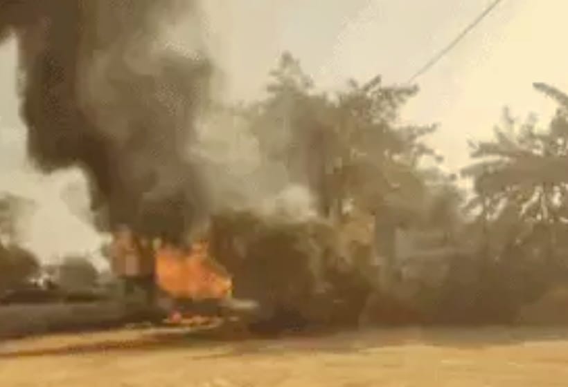 बलौदाबाजार से रायपुर जा रही यात्री बस में लगी आग, 50 यात्री सुरक्षित