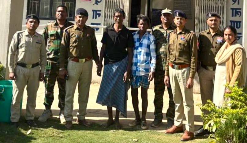 बलरामपुर में पत्नी की हत्या कर जंगल में लटकाया शव, आत्महत्या दिखाने की कोशिश नाकाम – पति समेत दो गिरफ्तार