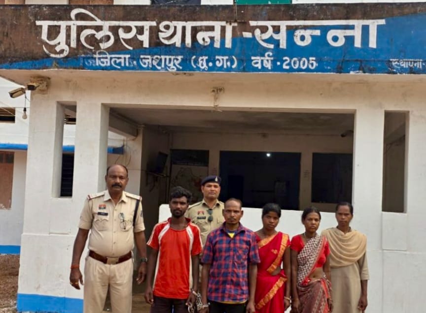 जादू-टोना के शक में महिला की बेरहमी से हत्या, पति समेत 4 आरोपी गिरफ्तार